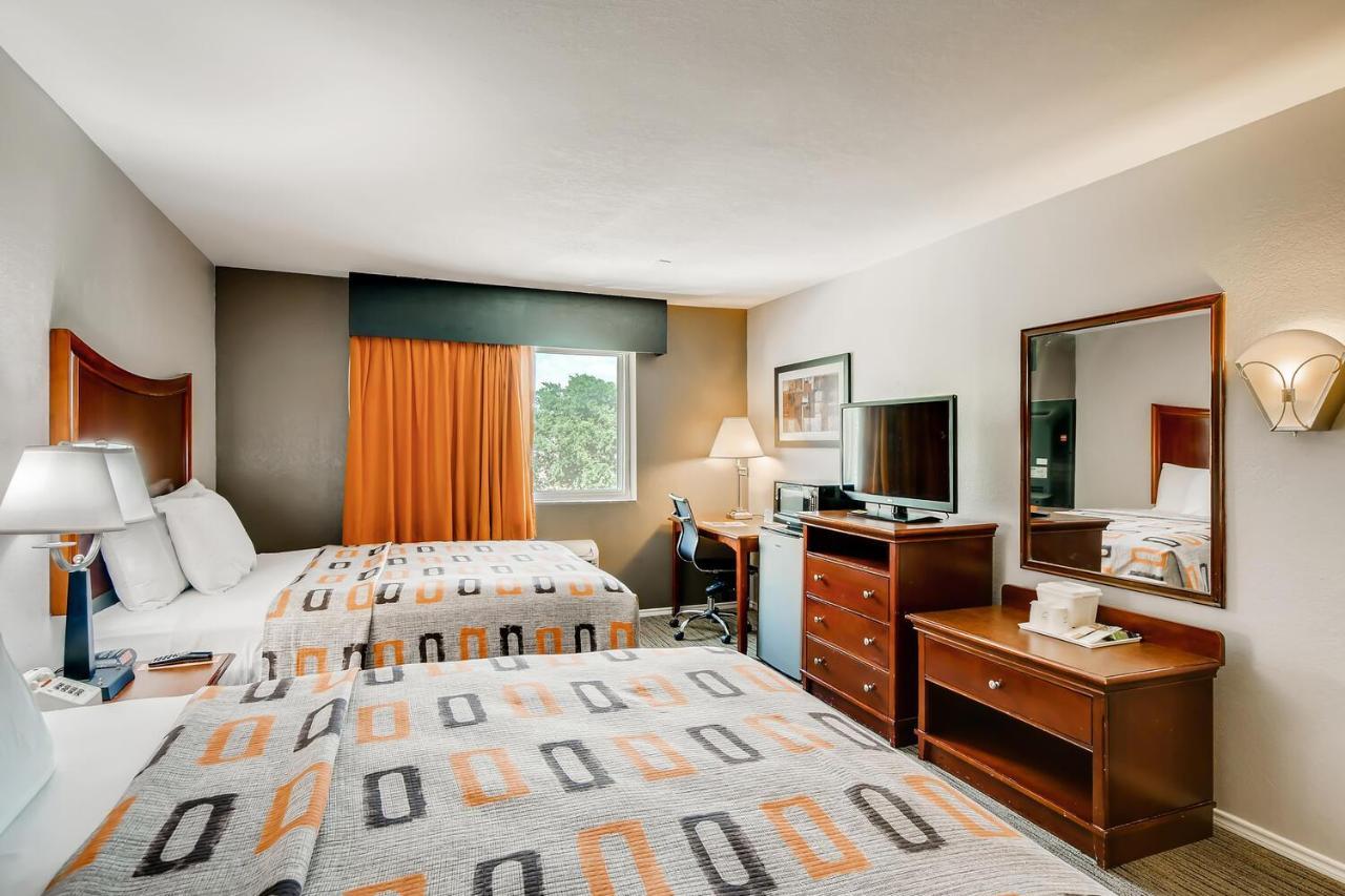 Orangewood Inn And Suites Midtown Austin Ngoại thất bức ảnh