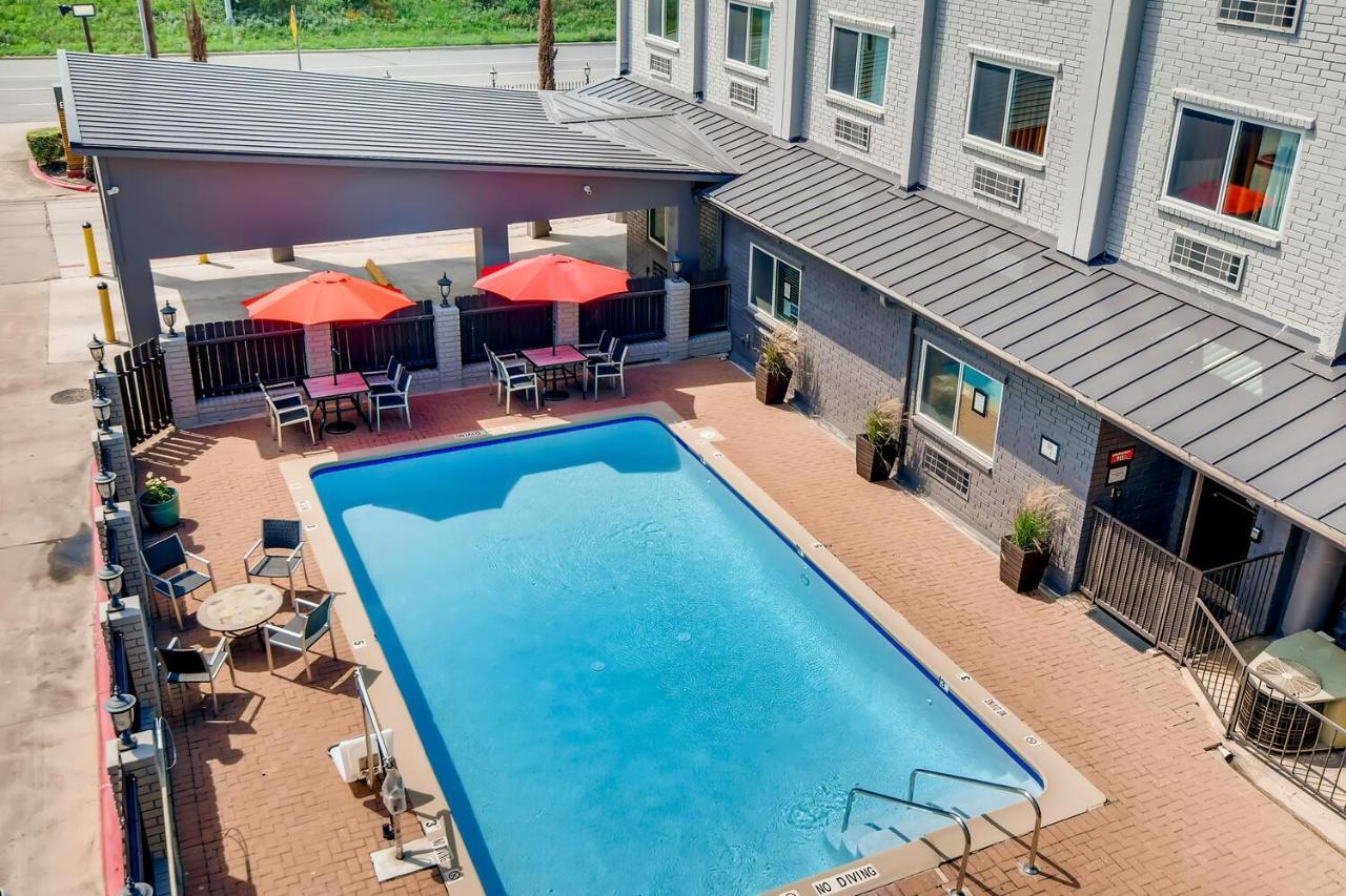 Orangewood Inn And Suites Midtown Austin Ngoại thất bức ảnh